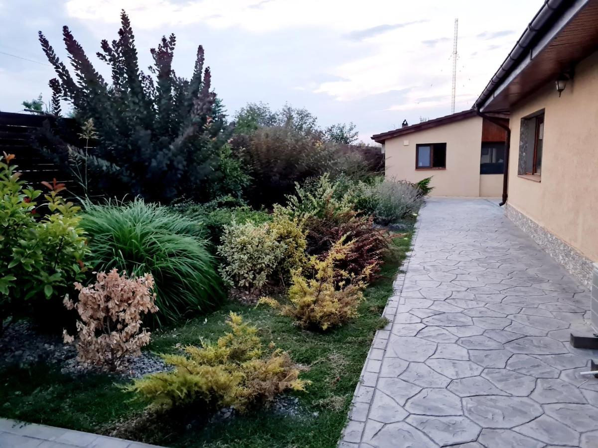 Elival House Hotel Nufaru Exterior photo